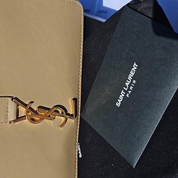 YSL Long Zippy Leather Wallet - Picture 8 of 16